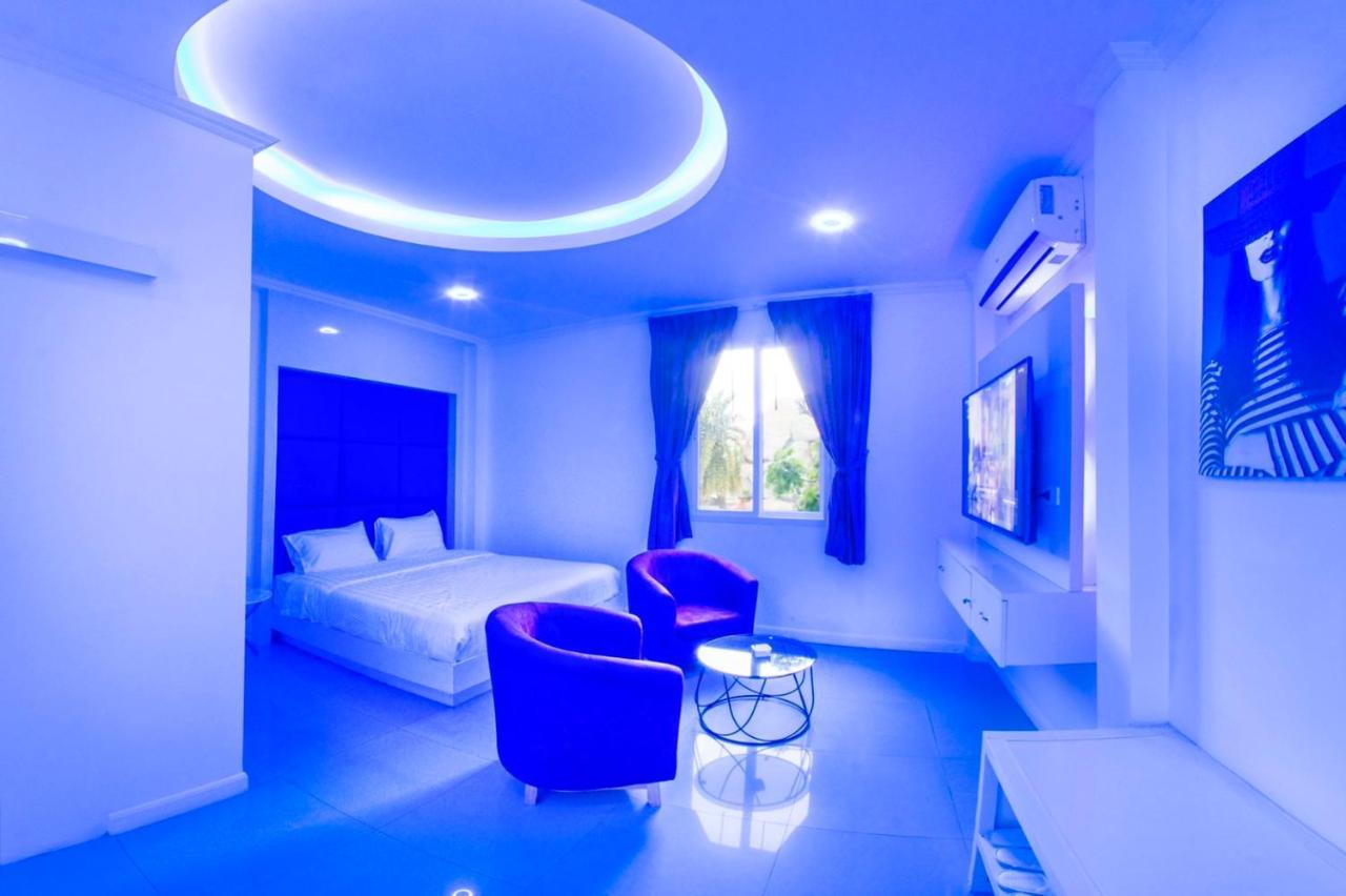 Titanic Residence-5 Minutes Walk To Walking Street Патая Екстериор снимка