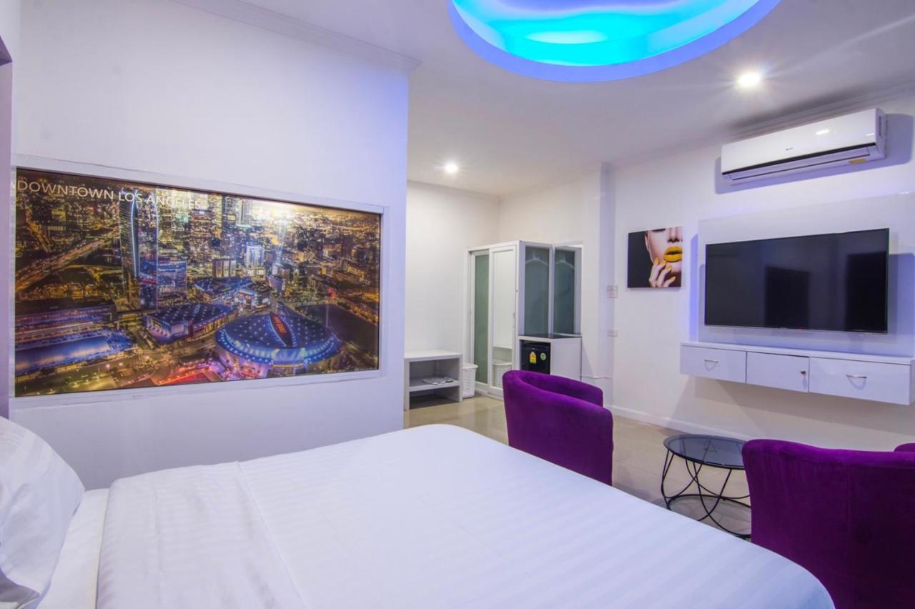Titanic Residence-5 Minutes Walk To Walking Street Патая Екстериор снимка